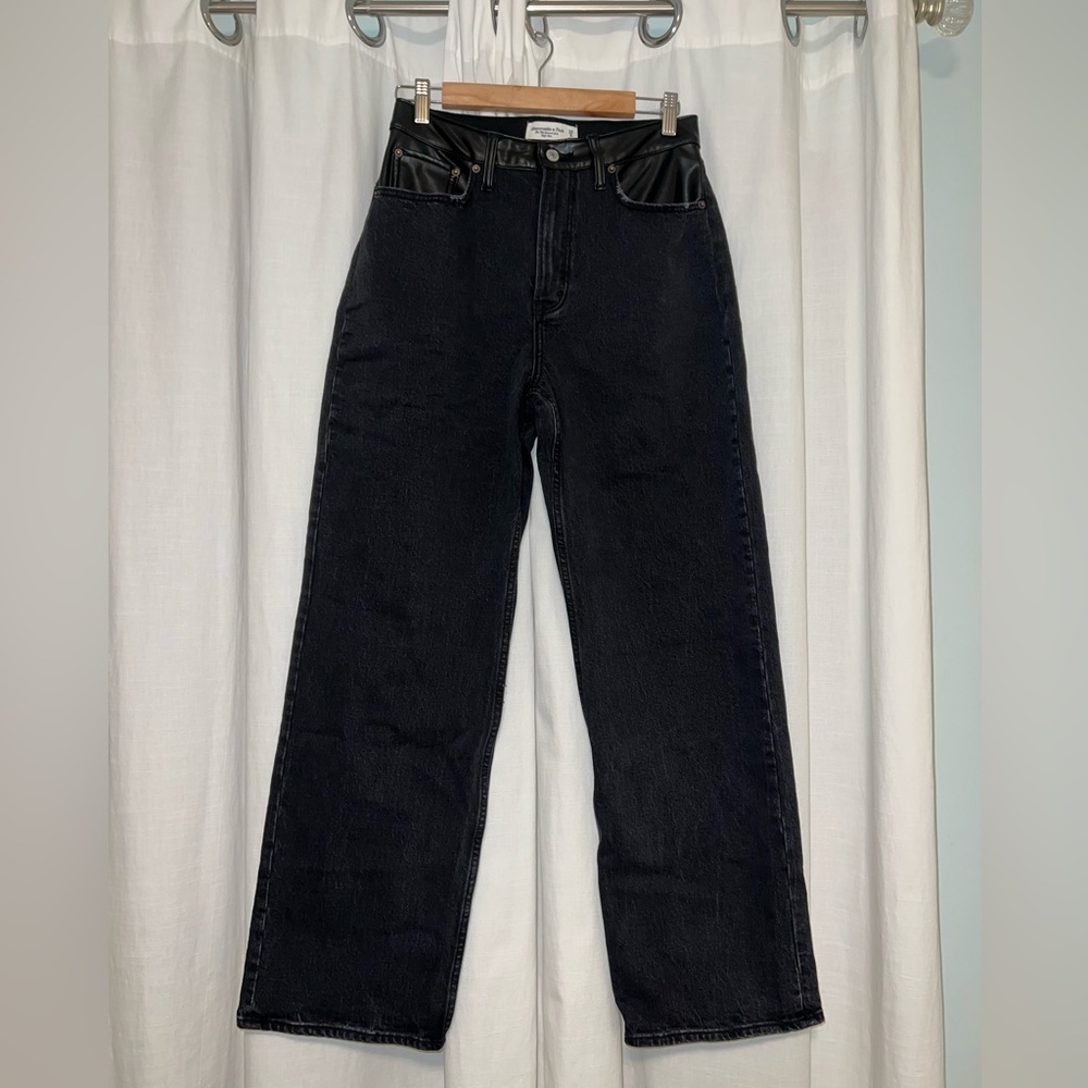 Abercrombie Mixed Fabric Jean